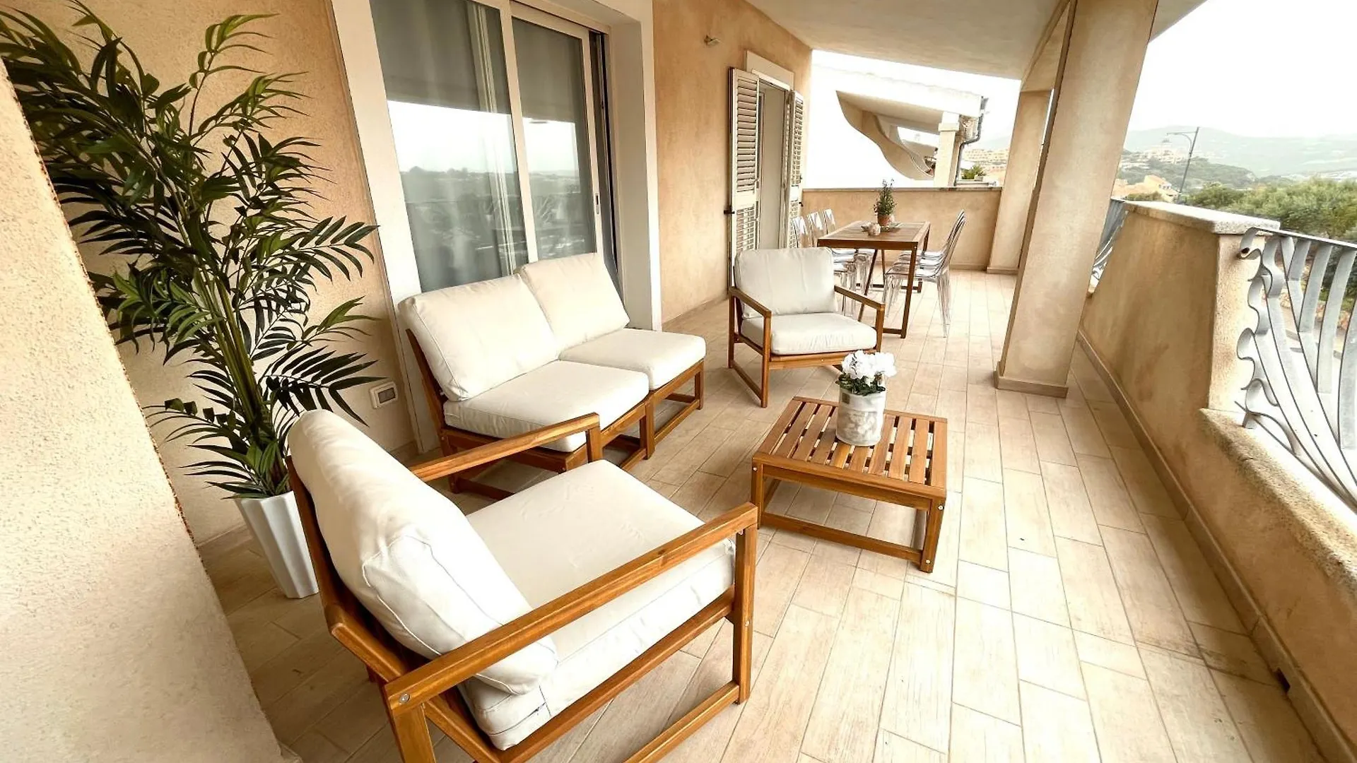 Casa Efix - Residence Il Gabbiano Palau 0*,  Olaszország